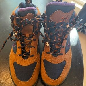 Size 8.5 Women's - Nike ACG Torre Waterproof Mid Burnt Sienna No Box